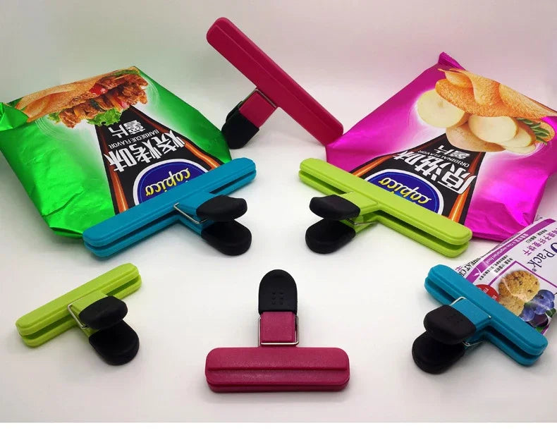 Portable Kitchen Storage Food Travel Plastic Tongs Snack Seal Sealing Bag Clips Sealer Clamp Storage Tool Kitchen Accessories