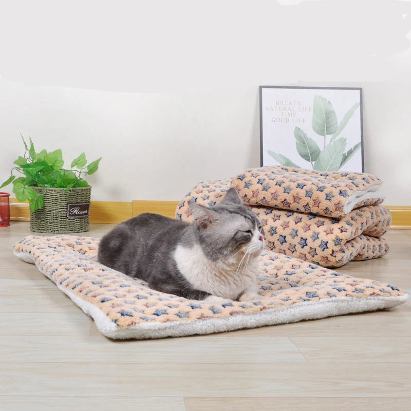 Multi-model pet flannel sleeping mat kennel mat blanket pet warm mat suitable for large medium and small pets